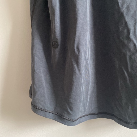 Lululemon ease of it all open back tank top Sz 8 graphite grey - Picture 5 of 6